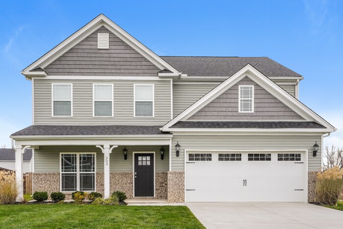 303 Cadet Ct in Spring Hill, TN - Foto de edificio