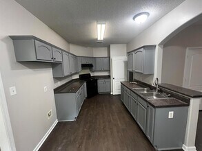 1017 Cordova Ridge Pl, Unit 1816 in Cordova, TN - Building Photo - Building Photo