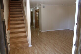 1348 N Orange Dr, Unit 2 in Los Angeles, CA - Building Photo - Building Photo