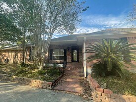 4274 Stumberg Ln in Baton Rouge, LA - Building Photo