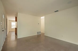 6709 Tampa Cove in Austin, TX - Building Photo - Building Photo