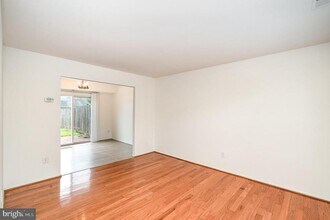 7624 Wedgewood Dr in Manassas, VA - Building Photo - Building Photo