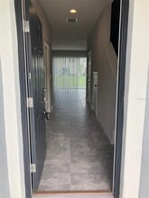 7009 Grand Elm Dr in Riverview, FL - Building Photo - Building Photo