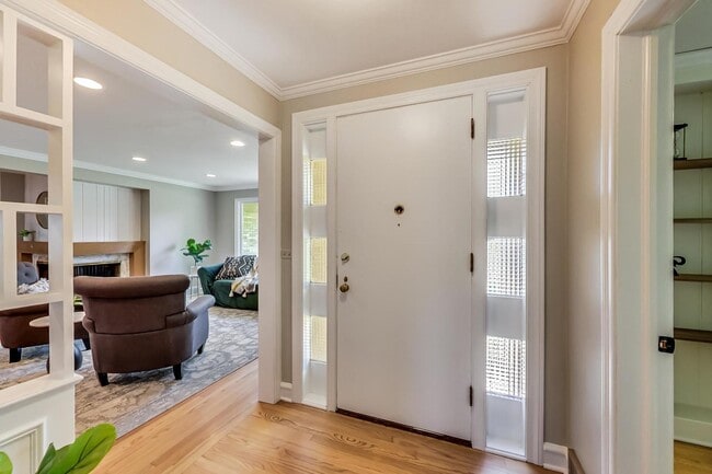 504 Illinois Rd in Wilmette, IL - Building Photo - Building Photo