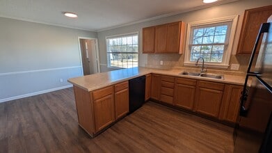 3928 Pine Line Dr in Sanford, NC - Building Photo - Building Photo