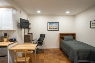 429 Windsor Ave in Goleta, CA - Building Photo - Building Photo