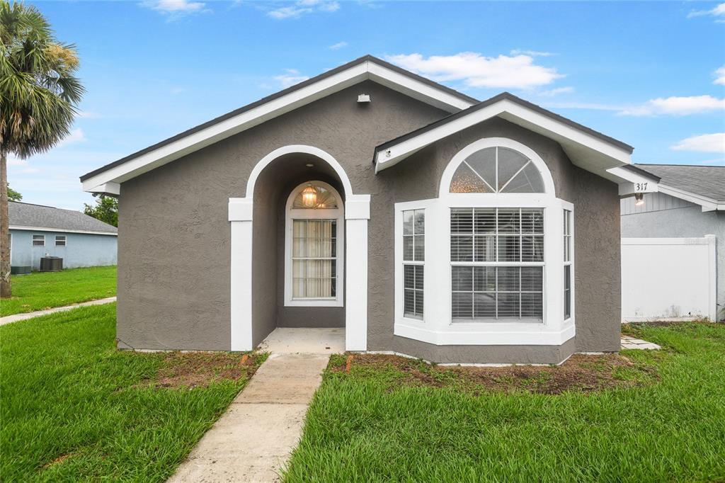 317 San Gabriel St in Winter Springs, FL - Building Photo