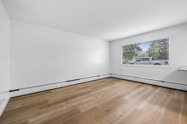 2242-2242 Scarth St in Regina, SK - Building Photo - Building Photo