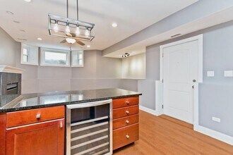 5212 N Winthrop Ave in Chicago, IL - Building Photo - Building Photo