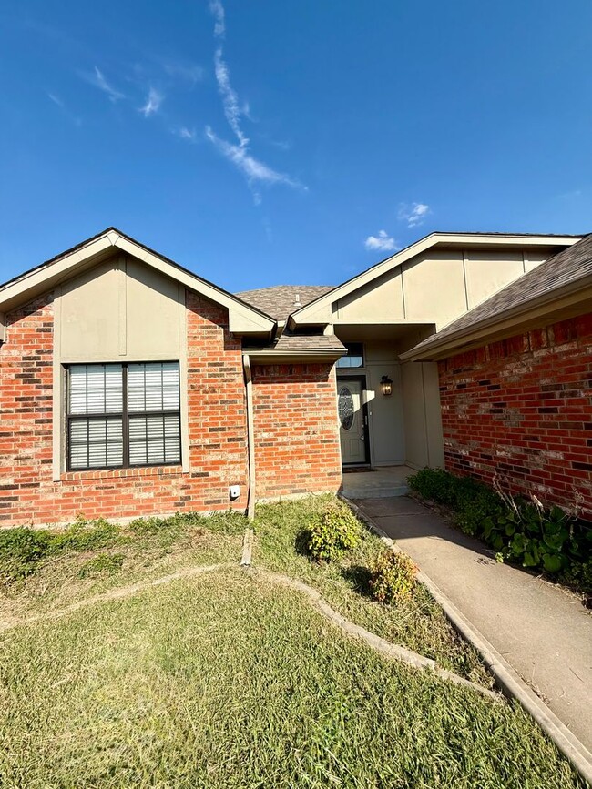 property at 14804 Broadway Ct