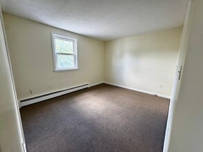 249 E High St in Manchester, NH - Building Photo - Building Photo