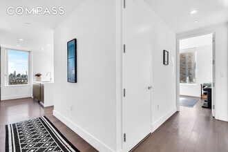 388 Bridge St in Brooklyn, NY - Building Photo - Building Photo