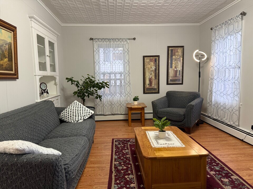 38 Gershom Ave in Lowell, MA - Building Photo