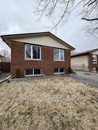 581 Barnes Crescent in Peterborough, ON - Building Photo - Building Photo