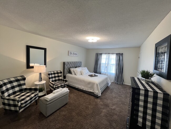 property at 100 Royal Way Dr