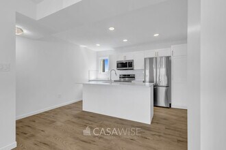 1025-1025 Secord Promenade in Edmonton, AB - Building Photo - Building Photo