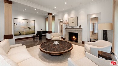 13947 Durham Rd in Beverly Hills, CA - Building Photo - Building Photo