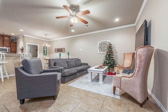 AUGUST 2026 PRE-LEASE!! 4/4 in University Heights in College Station, TX - Building Photo - Building Photo