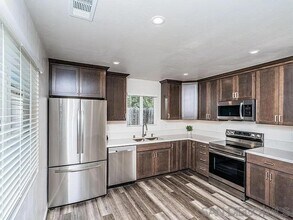 4235 Pepper Dr in San Diego, CA - Building Photo - Building Photo