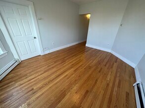 857 E 1st St, Unit 2 in Boston, MA - Building Photo - Building Photo