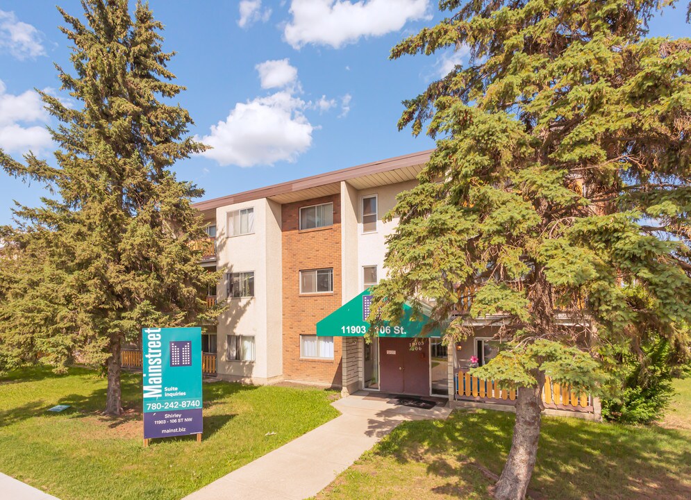 Shirley Manor in Edmonton, AB - Building Photo