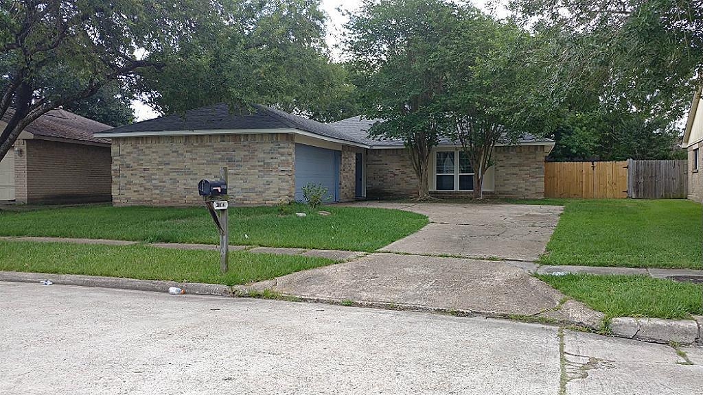 20014 Bolton Bridge Ln in Humble, TX - Building Photo