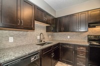 VERANO OAKS APARTMENTS in Hurst, TX - Building Photo - Building Photo