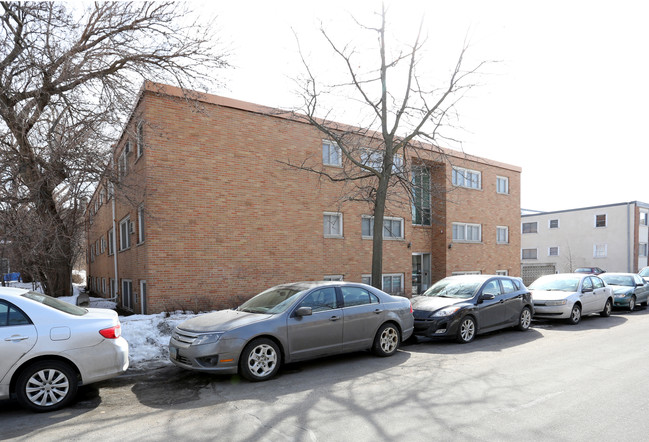 1907 Colfax Avenue South in Minneapolis, MN - Building Photo - Building Photo