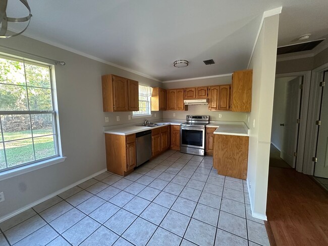 1409 S Pittsburg Ave in Russellville, AR - Building Photo - Building Photo