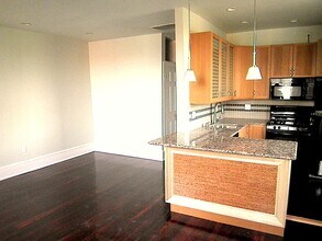 301 M St NW, Unit 3 in Washington, DC - Building Photo - Building Photo