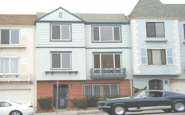 1582 19th Ave in San Francisco, CA - Foto de edificio