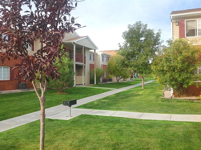 Cottonwood Apartment Homes in Gering, NE - Building Photo - Building Photo