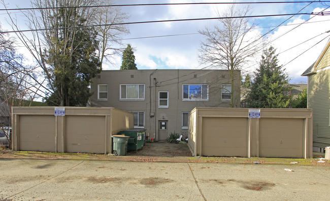 924 16th Ave in Seattle, WA - Foto de edificio - Building Photo