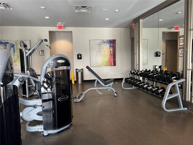 5300 Paseo Blvd, Unit 1603 in Doral, FL - Building Photo - Building Photo