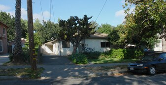 219 S 18th St in San Jose, CA - Building Photo