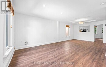 69 Rockcliffe Blvd in Toronto, ON - Building Photo - Building Photo