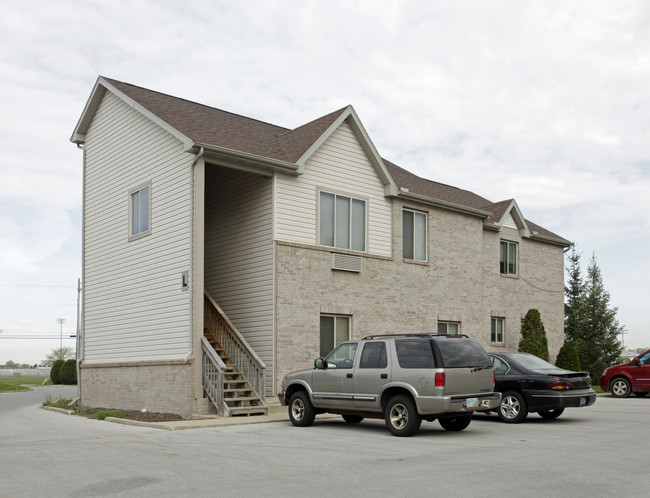 Hillsdale Apartments in Bowling Green, OH - Building Photo - Building Photo