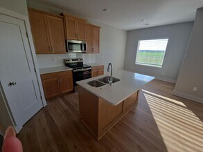 1164 W Trek Cir in Goddard, KS - Building Photo - Building Photo