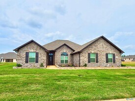 13735 Callaway Dr in Madison, AL - Building Photo