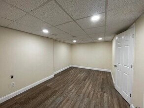 498 Pleasant St in Watertown, MA - Building Photo - Building Photo