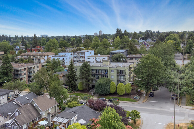 Arla Manor in Vancouver, BC - Building Photo - Building Photo