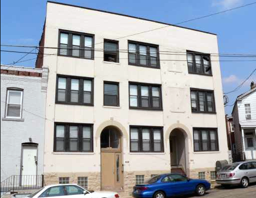 414 McKee Pl in Pittsburgh, PA - Building Photo