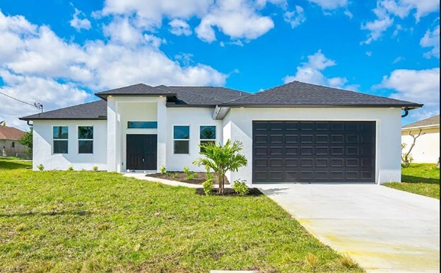522 NW 1st Ln in Cape Coral, FL - Building Photo