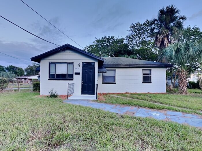 3705 Freeman Rd in Jacksonville, FL - Building Photo
