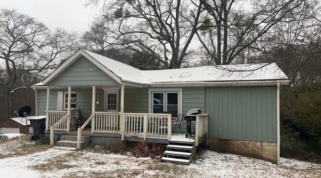 6001 Hwy 29 in Grantville, GA - Building Photo - Building Photo