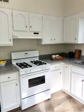 131 Newberry Ave-Unit -2S in Libertyville, IL - Building Photo - Building Photo
