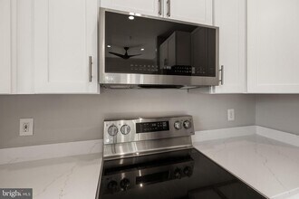 4560 Strutfield Ln in Alexandria, VA - Building Photo - Building Photo