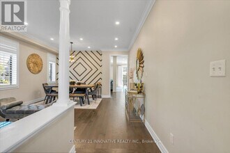 2463 Winlord Pl in Oshawa, ON - Building Photo - Building Photo