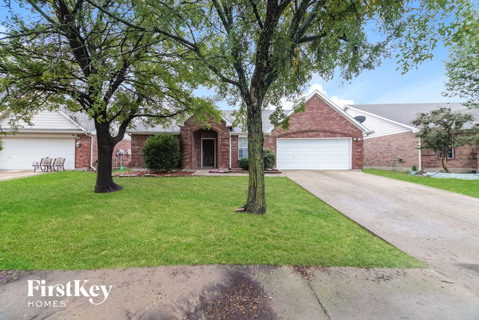 1005 Cumberland Dr in Forney, TX - Building Photo