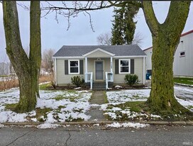 1155 Hartzell St in New Haven, IN - Building Photo